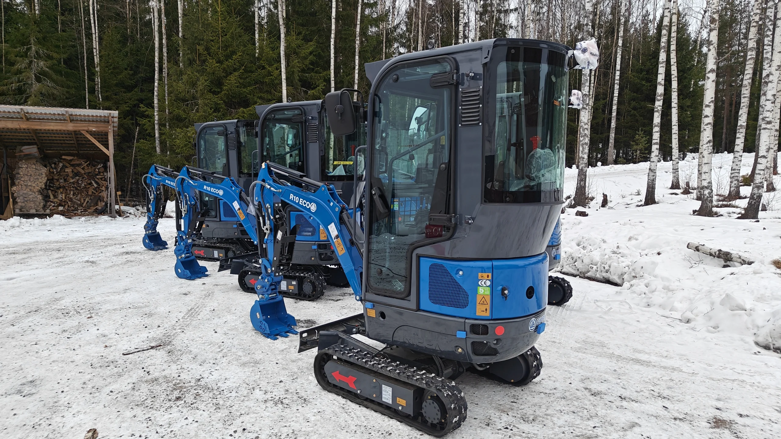 Minigrävare Rippa R10 ECO med hytt Minigrävare Rippa R10 ECO med hytt